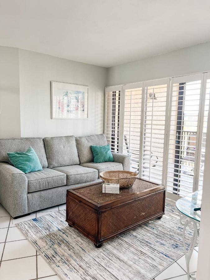 Knot A Care Remodeled Direct Water Access Condo With Ocean And Pool Views Now Sleeps Six Marco Island Exterior foto